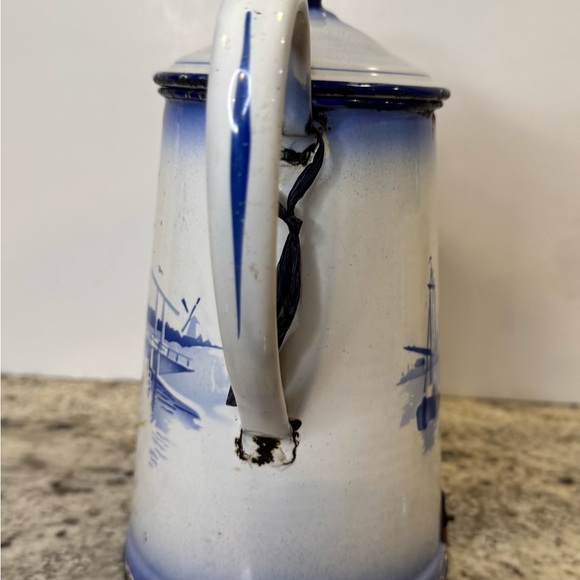 Vintage blue & white Enamelware Coffee Pot - Picture 4 of 10